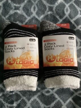 Heat Logic 2 pack Women’s Cozy Lined Socks Bundle New